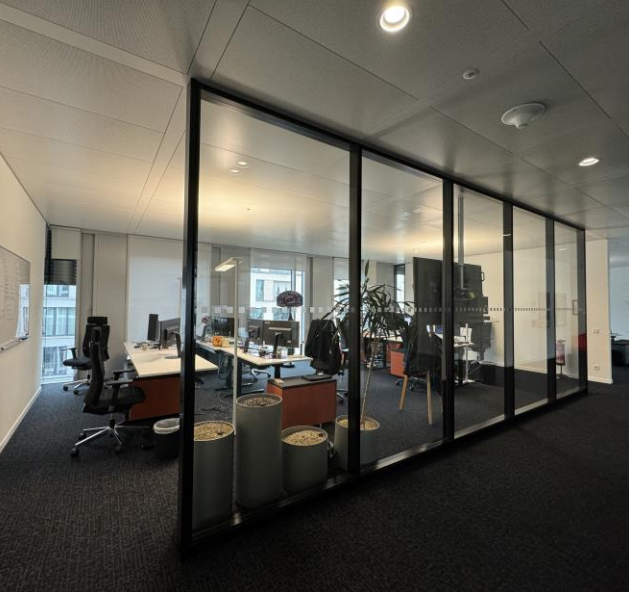 Büroansicht 3 - Arbeiten in Mitte – Büro sucht neuer Mieter