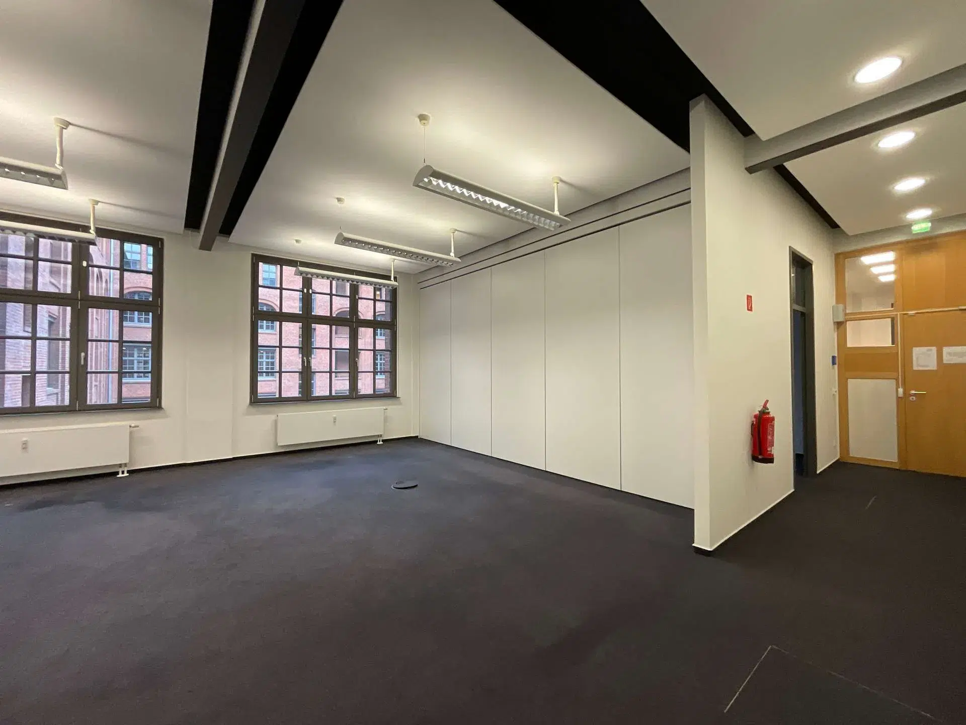 Büros mit eigener Teeküche, 10245 Berlin, Bürofläche