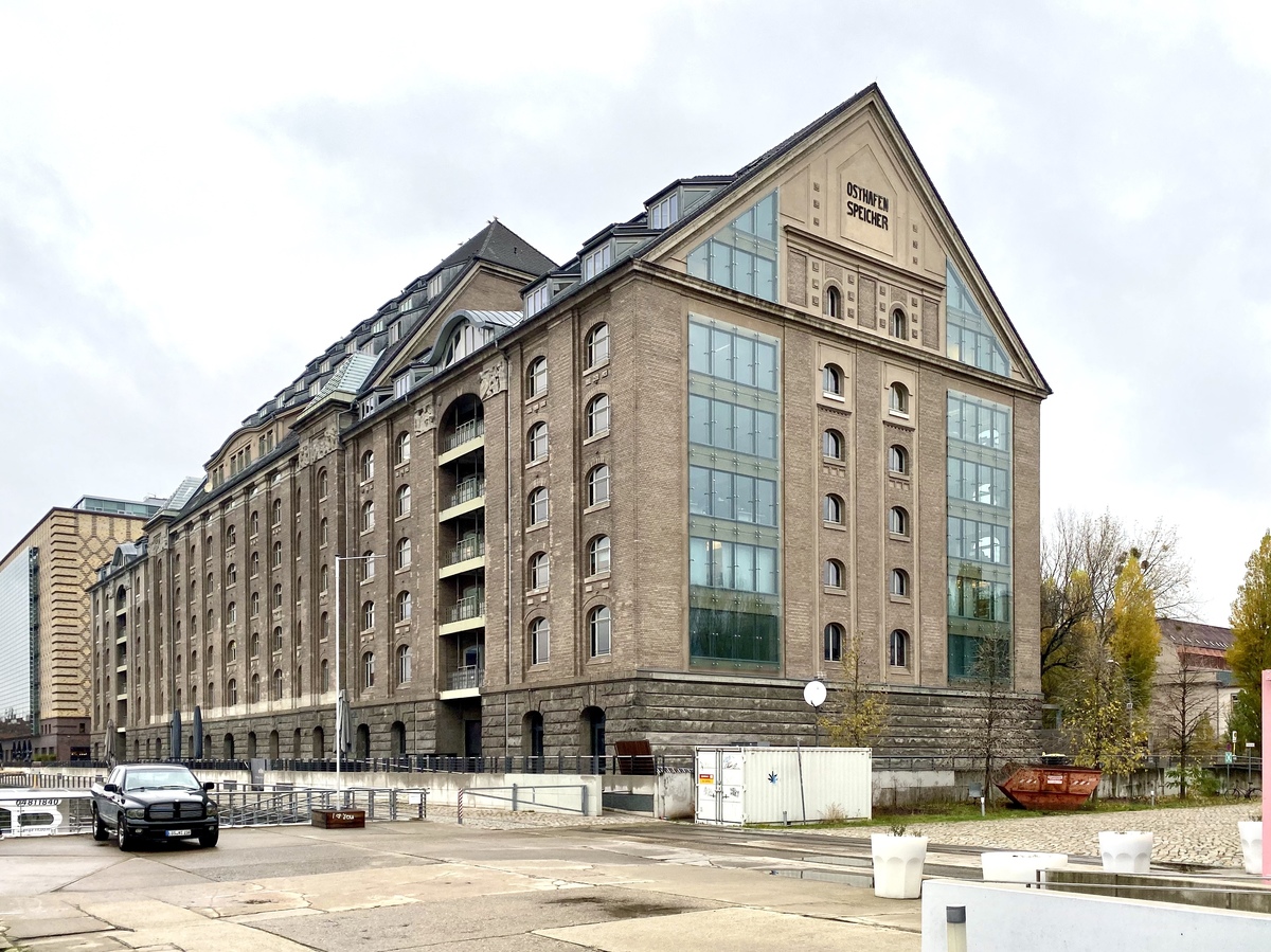 Büroflächen mit Loftcharakter an der Spree, 10245 Berlin, Bürofläche