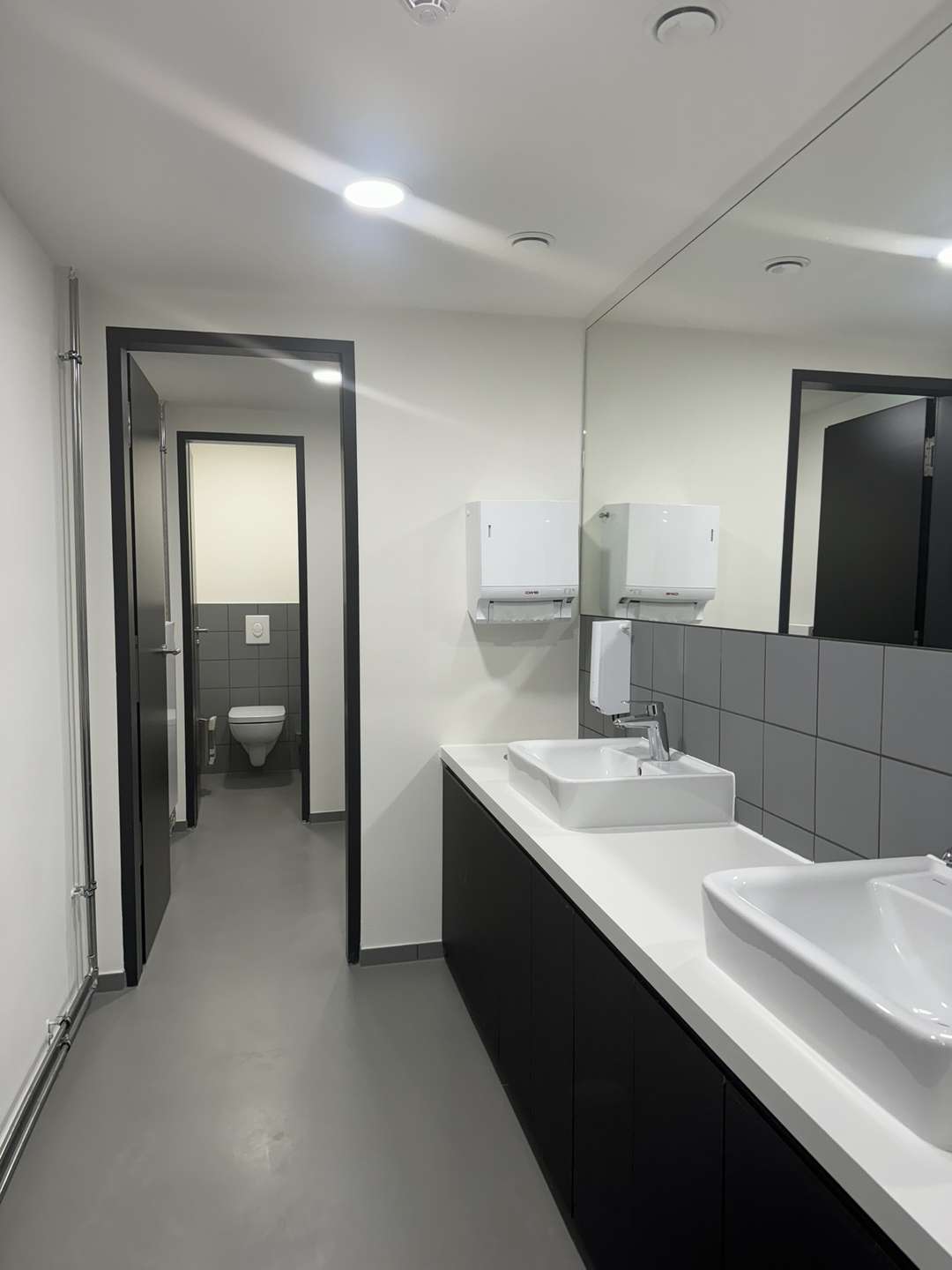 WCs - Büroräume in Top Mitte-Lage!