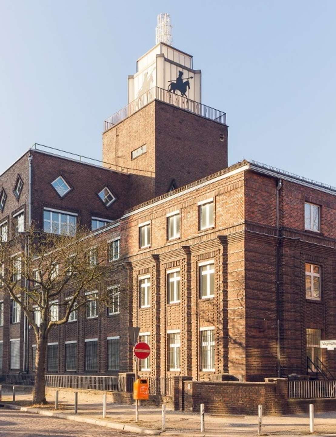 Großzügige Büroflächen mit Loftcharakter in Schöneberg, 12103 Berlin, Bürofläche