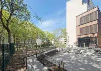 Gebäudezugang vom Innenhof