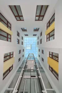 Treppenhaus, Aufzug2