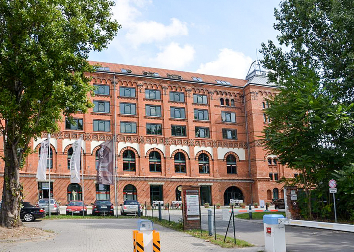 Klinkerbau mit Loftcharakter in Friedrichshain, 10249 Berlin, Bürofläche