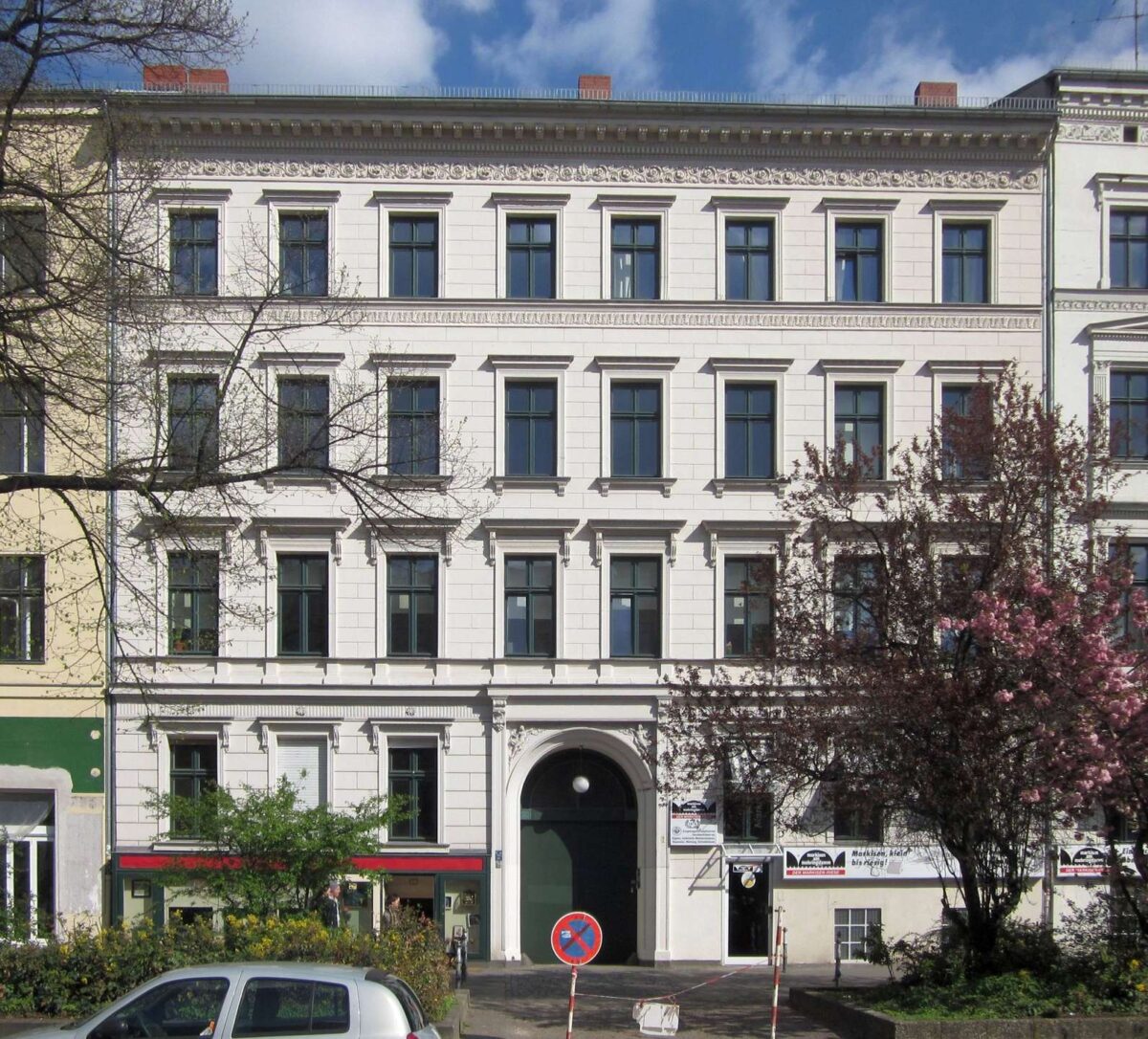Straßenansicht