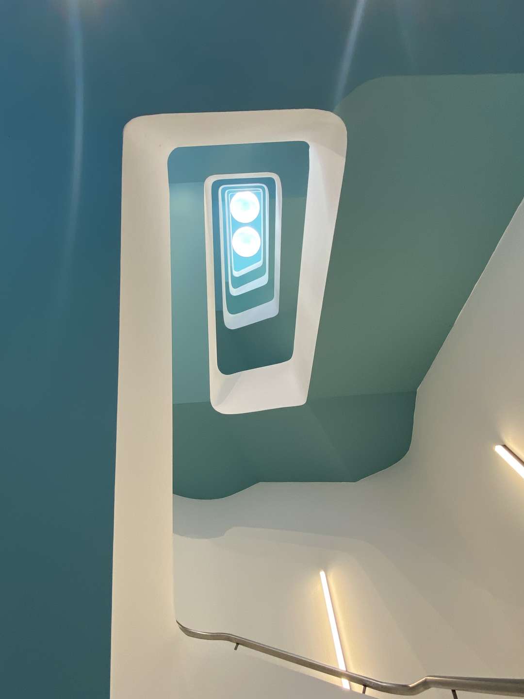 Haus C_Treppenauge - Schöne Büroflächen in Mitte