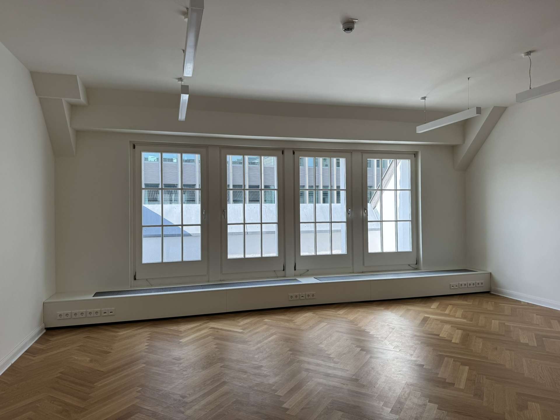 Bild - Büro in historischem Ambiente