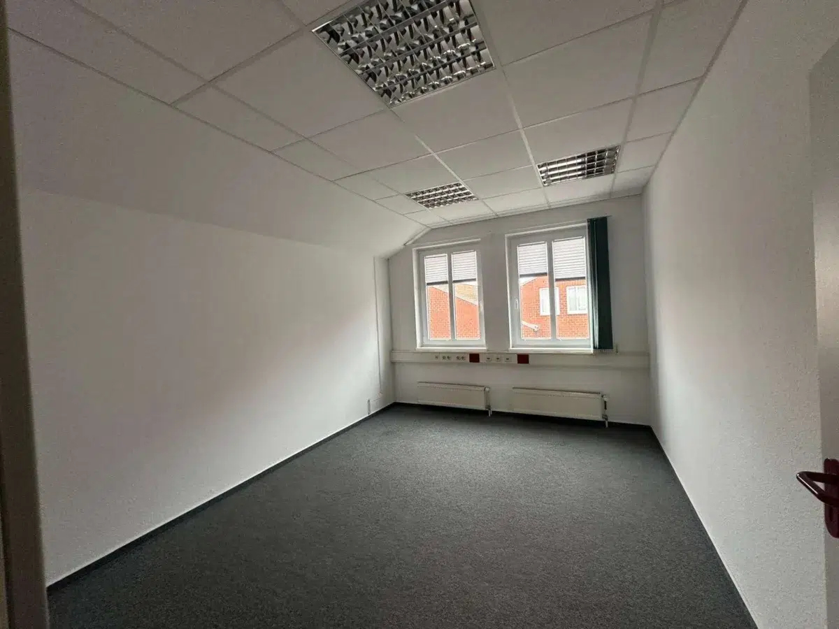 Beispielbüro im Gebäude – Fensteransicht