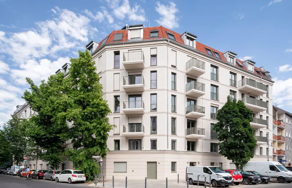 Außenansicht – Straßenfassade