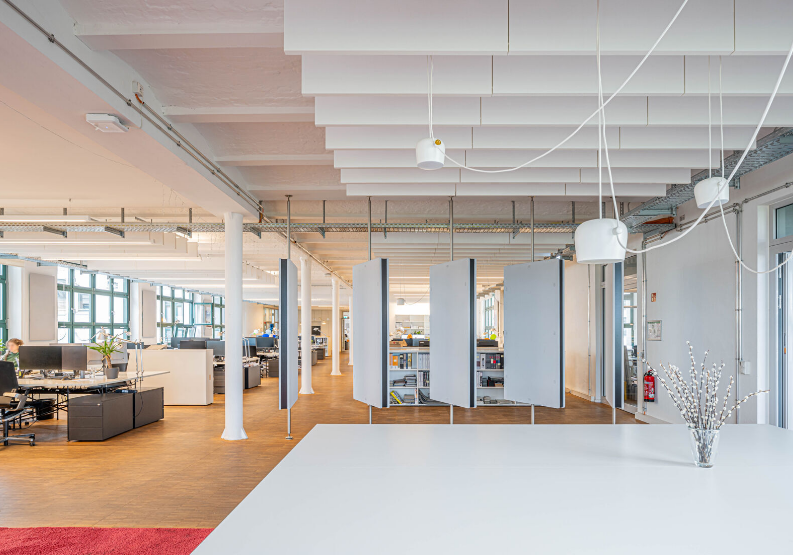 Innenansicht 4. OG (9) - Schöne Büroflächen in Schöneberg
