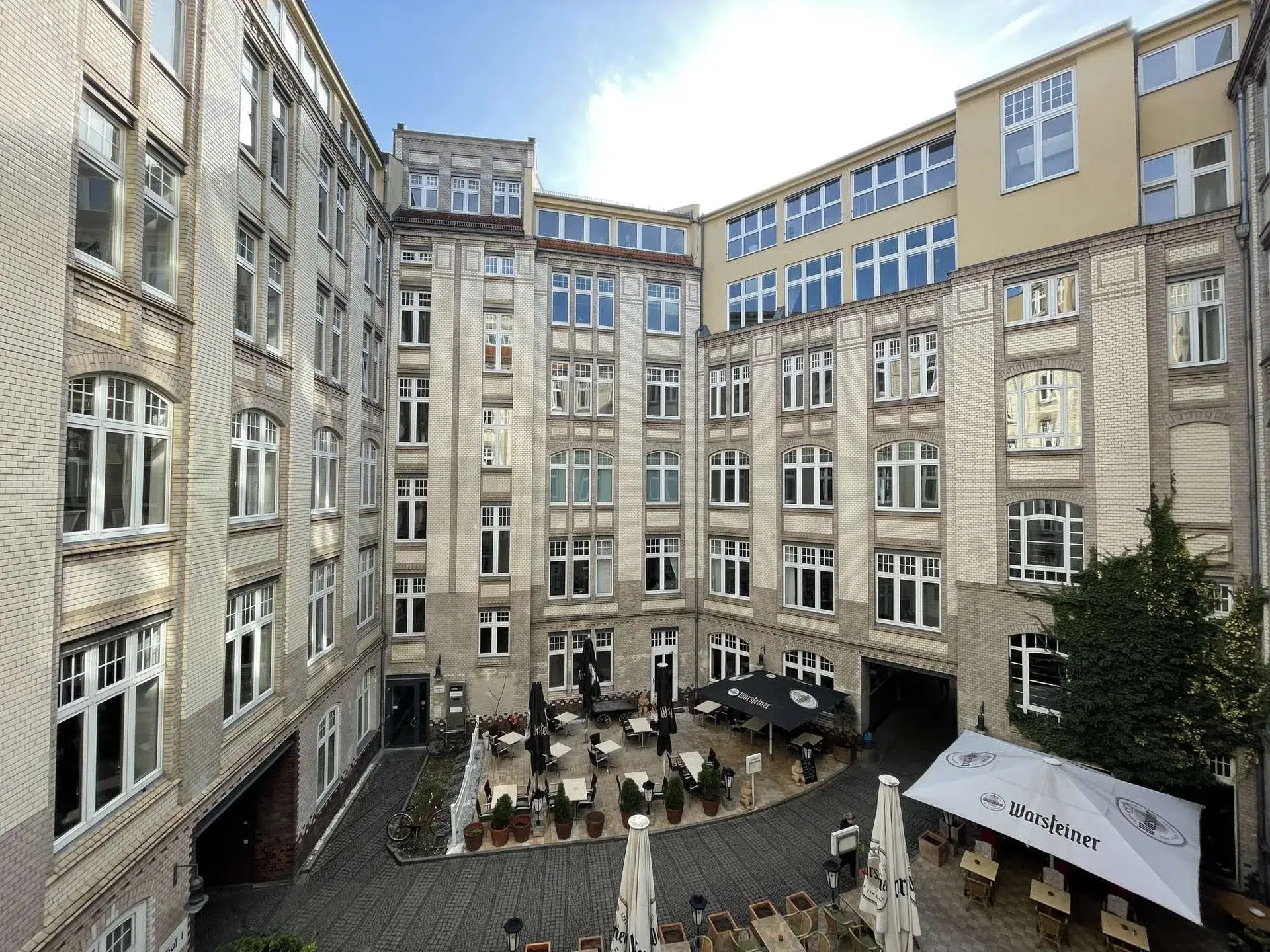 Einzugsfertiges Büro mit erneuertem Sanitärbereich und Dusche, 10179 Berlin, Bürofläche