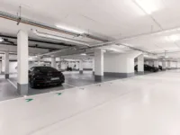 Tiefgarage mit Pkw-Stellplätzen