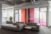 Lounge mit Fokusraum im Südflügel