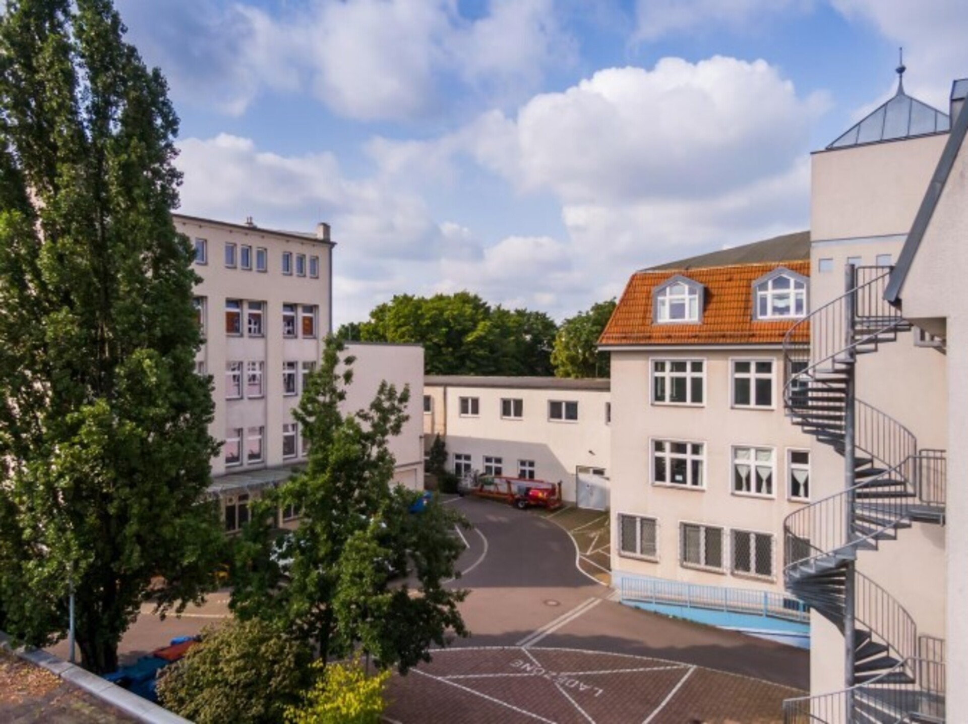 Neukölln bietet Büroflächen zur Vermietung, 12051 Berlin, Bürofläche